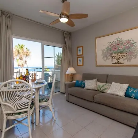 Olivos 13 - One Bed Адехе