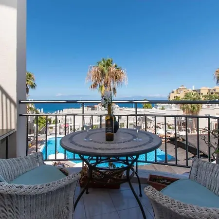 Olivos 13 - One Bed Адехе